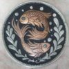 Decoratief Koperen Dienblad – Handgegraveerd met Twee Vissen