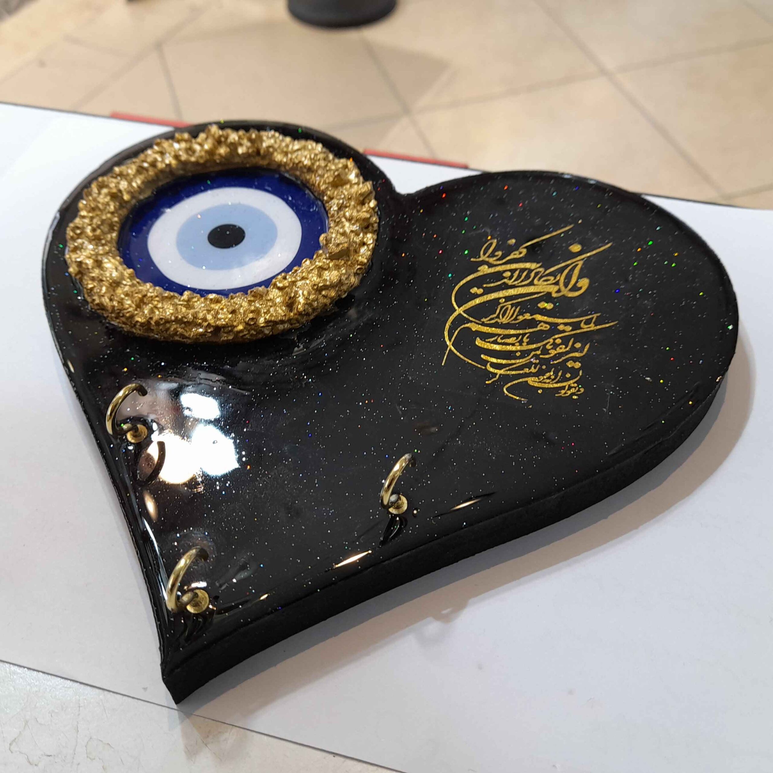 Islamitische Hars Wand Sleutelhouder in Hartvorm & Boze Oog Ontwerp