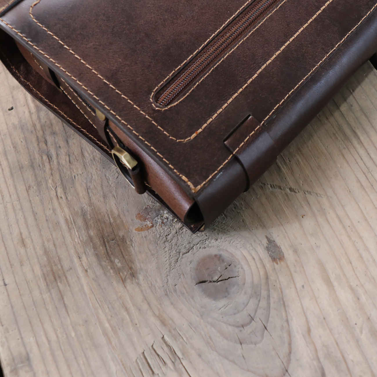 Luxe handgemaakte leren schoudertas – Donkerbruin