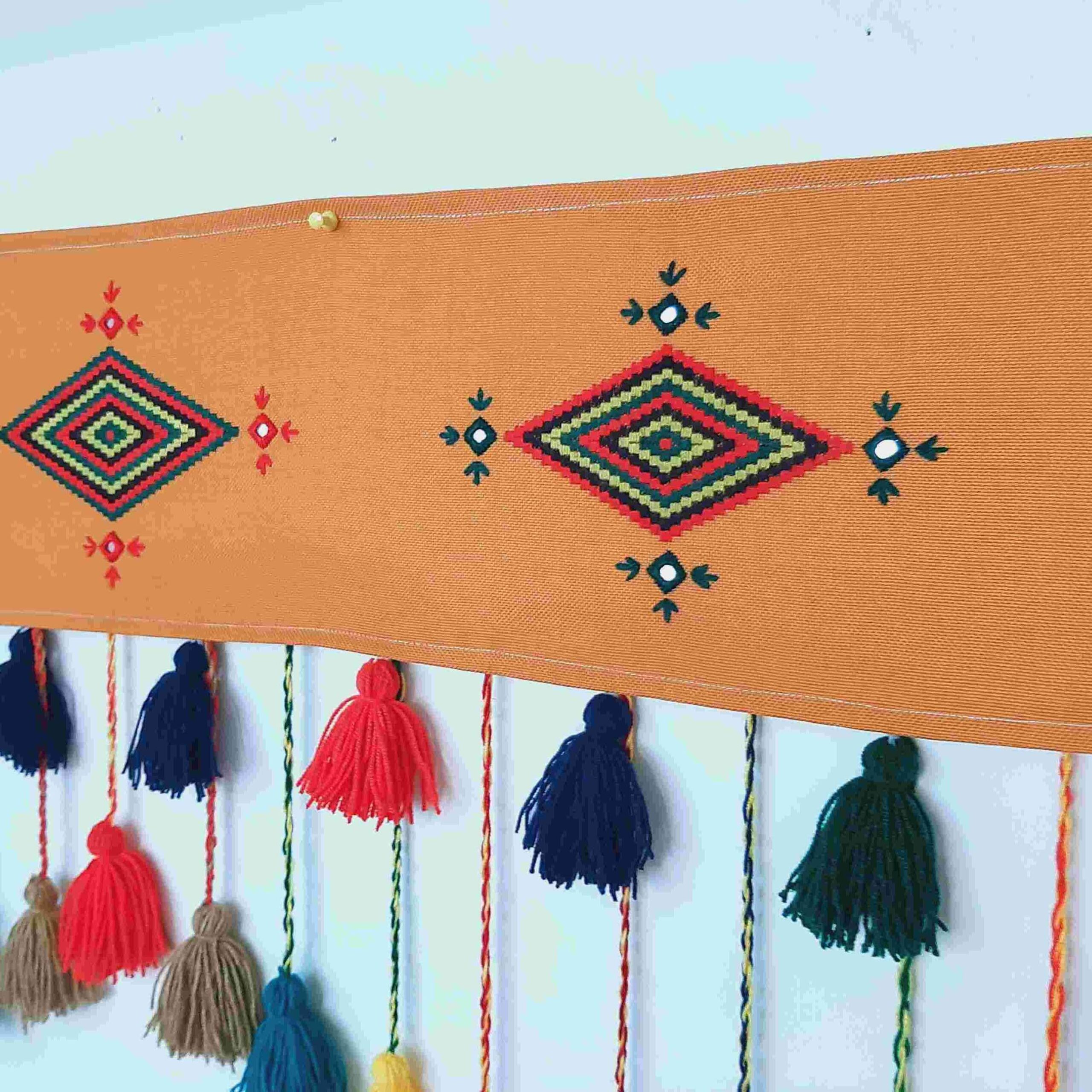 Perzische Wanddecoratie Kwast – Model Dara Oranje Wol