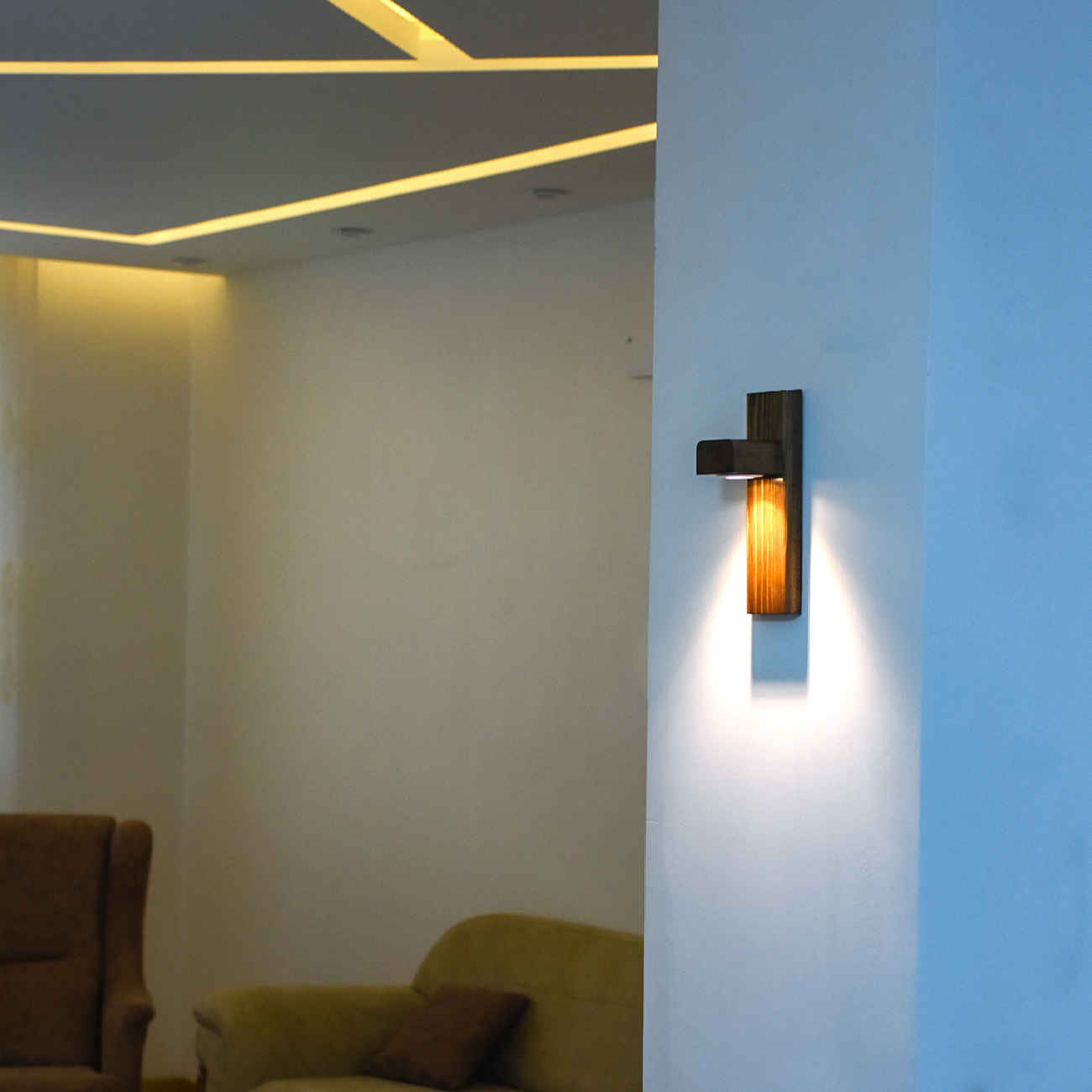 Houten Wandlamp – Modern en Minimalistisch Ontwerp