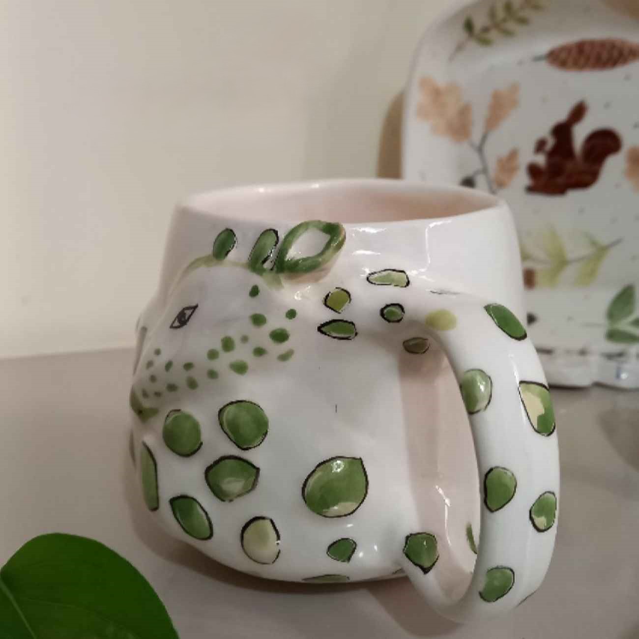 Artistieke Keramische Mok – Hert Ontwerp