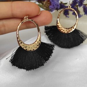 Elegante macramé oorbel rond zwart