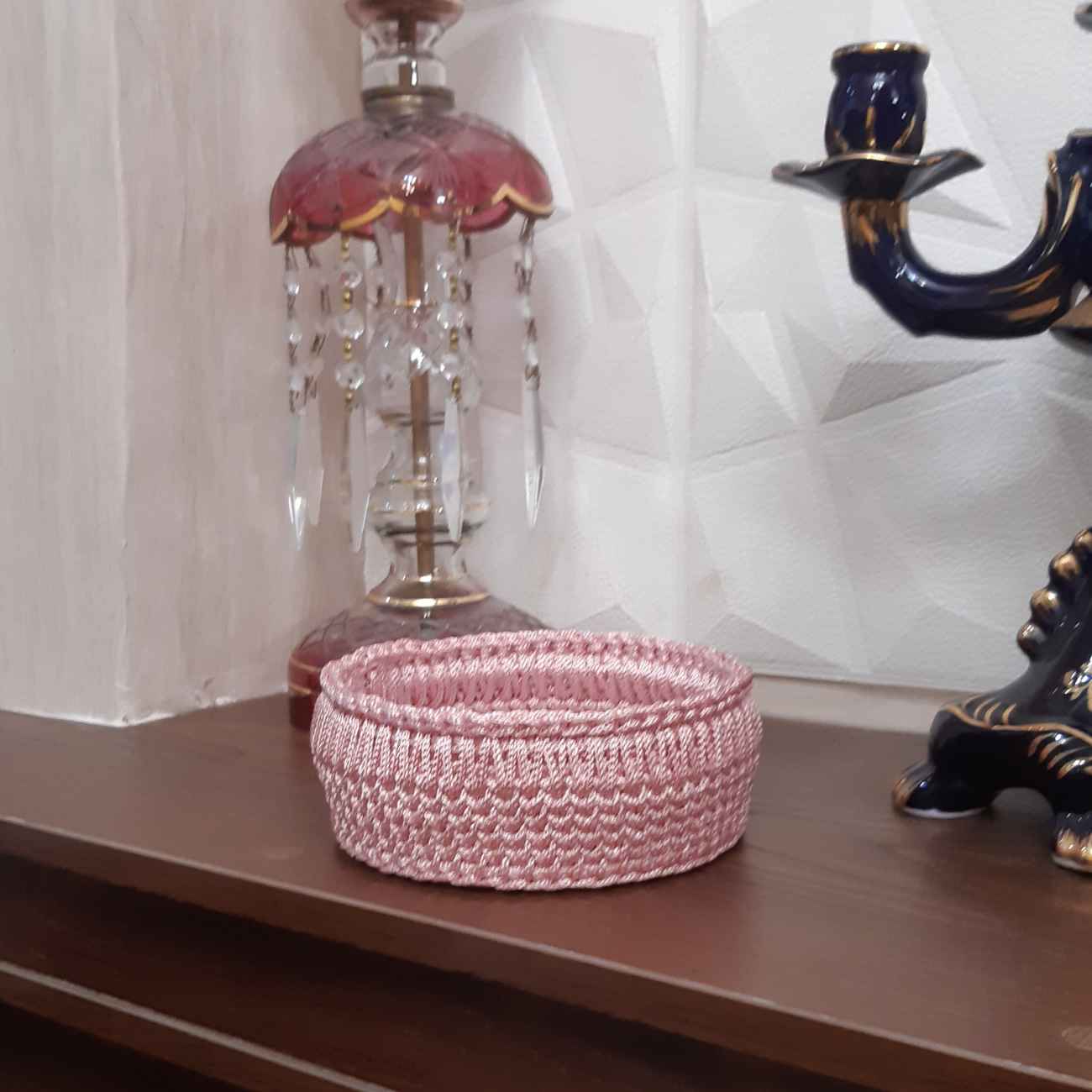 Gehaakte Mand met Houten Deksel – Roze