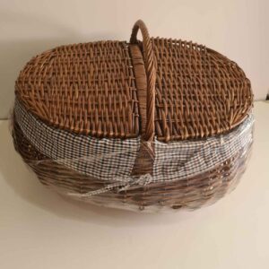 Handgeweven Rieten Mand met Deksel – Picknick