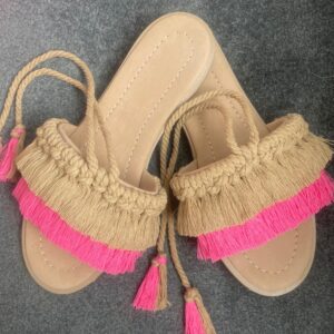 Macramé Sandalen voor Vrouwen – Trendy Handgemaakte Sandalen in Roze
