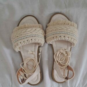 Macramé Sandalen met Oranjebloesem Ontwerp – Boho Sfeer & Comfort