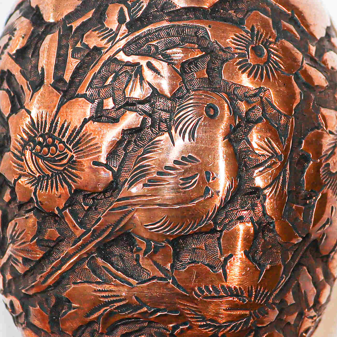 Perzische Decoratieve Koperen Flessen – Set van 2 Koper & Vogelmotief