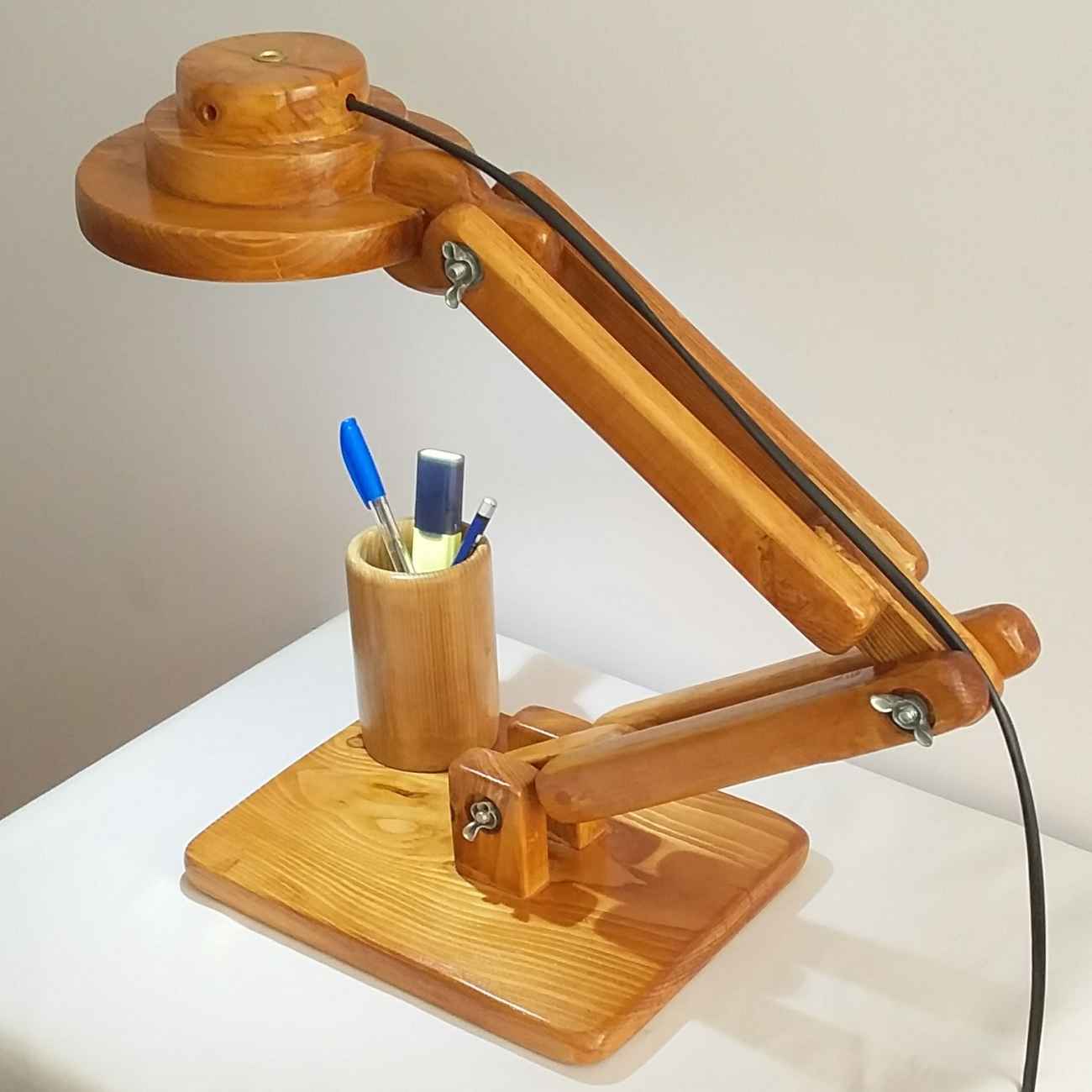 Trendy Houten Verstelbare Bureaulamp met Organizer – Perfecte Verlichting voor Thuis Kantoor & Studie