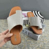 Teenslipper Dames – Grijs Slangenhuid Ontwerp