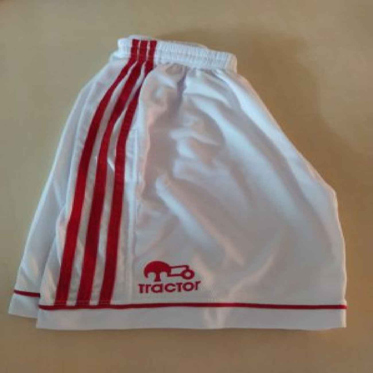 Tractor Voetbalclub Wit Shirt 2024 – Officiële Kit