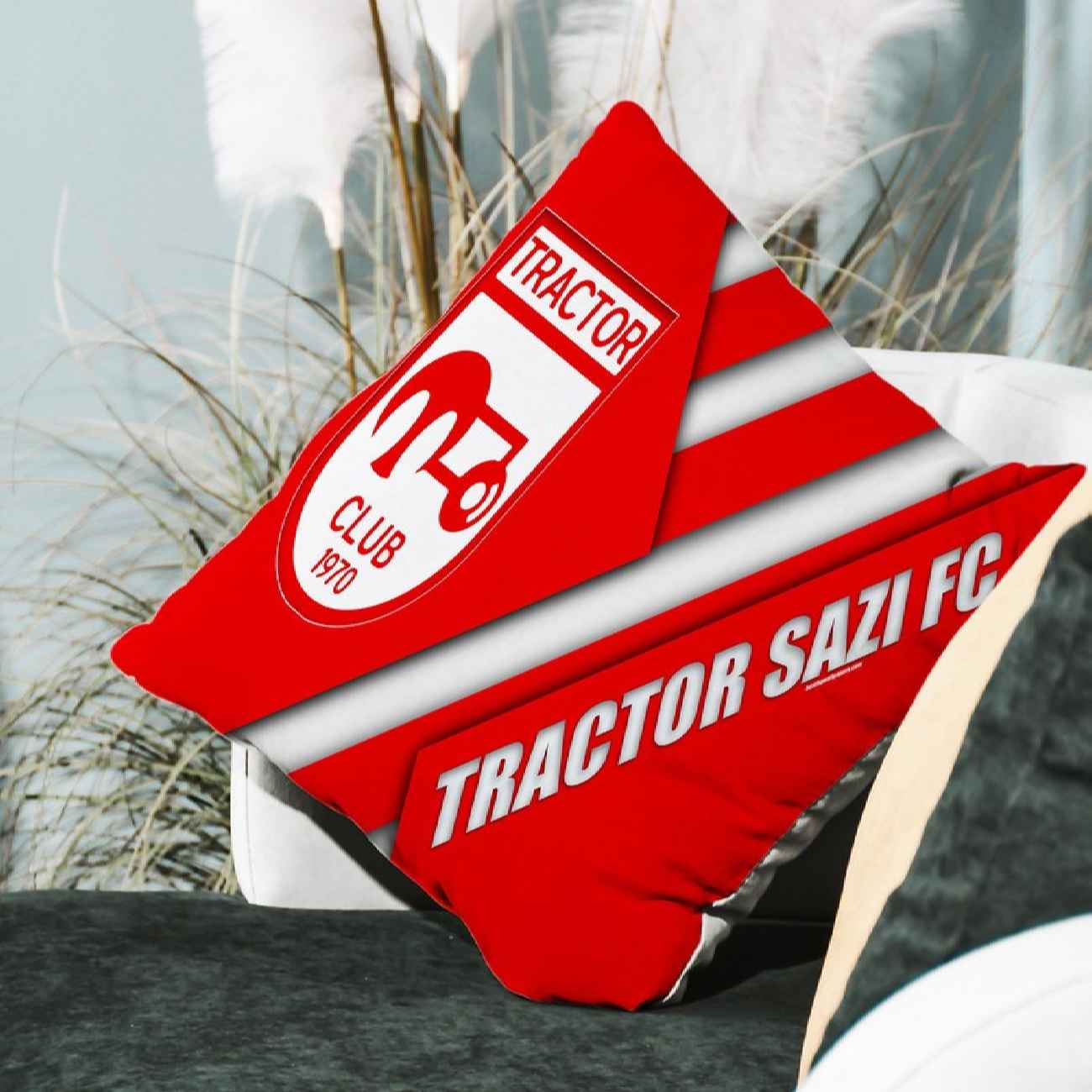 Fluwelen Kussenhoes – Tractor FC Ontwerp voor Voetballiefhebbers