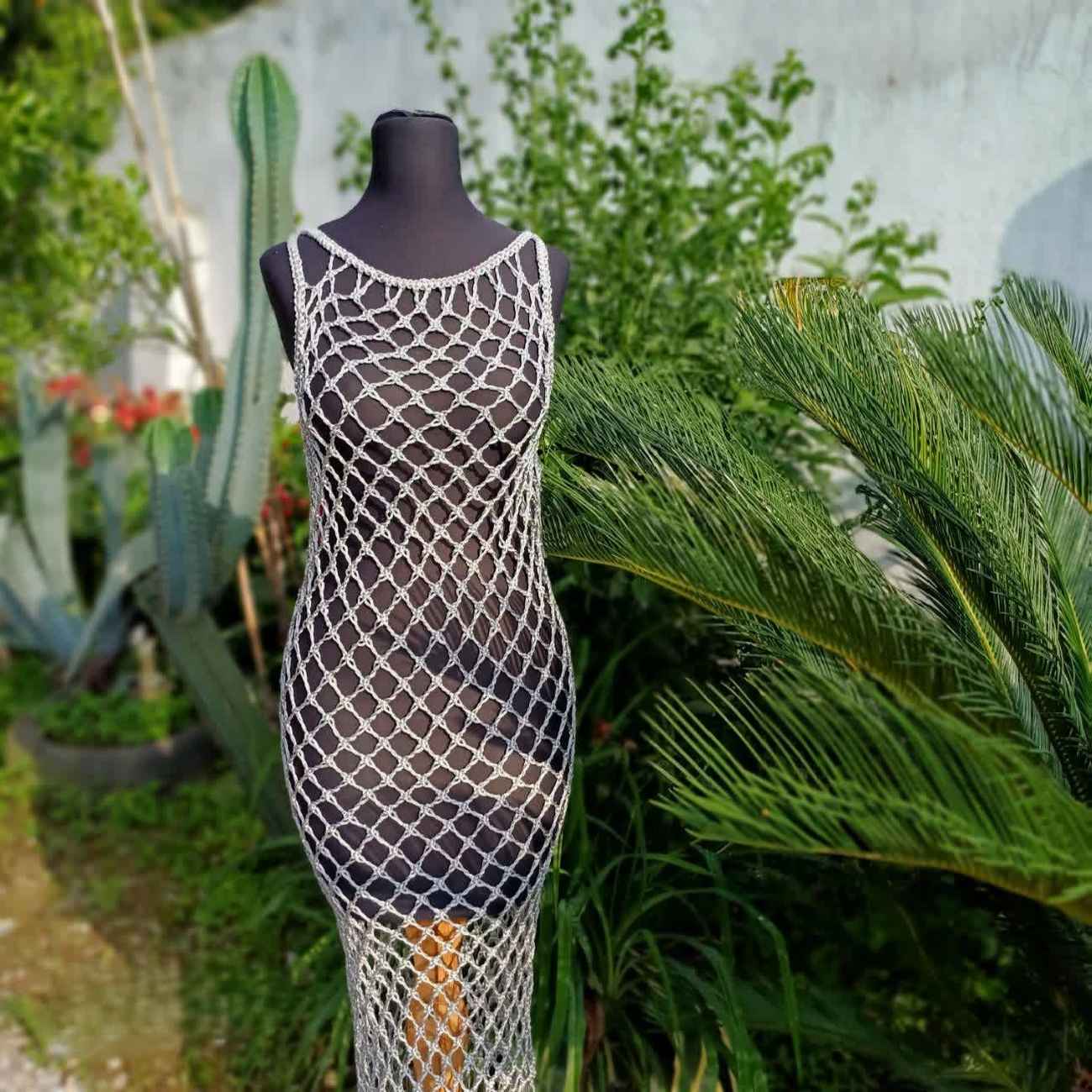 Handgemaakte macramé jurk – Grijze Strandstijl