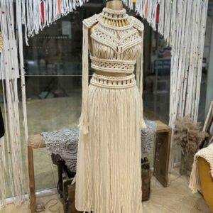 Handgemaakte macramé jurk – Crop top en rok Cream