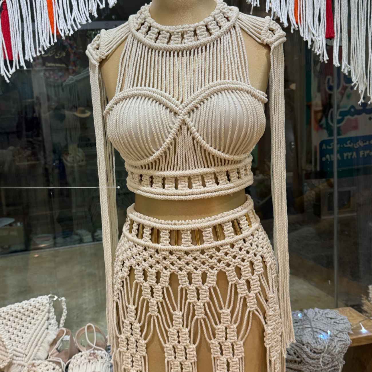 Handgemaakte macramé jurk – Stijlvolle Crop top en rok