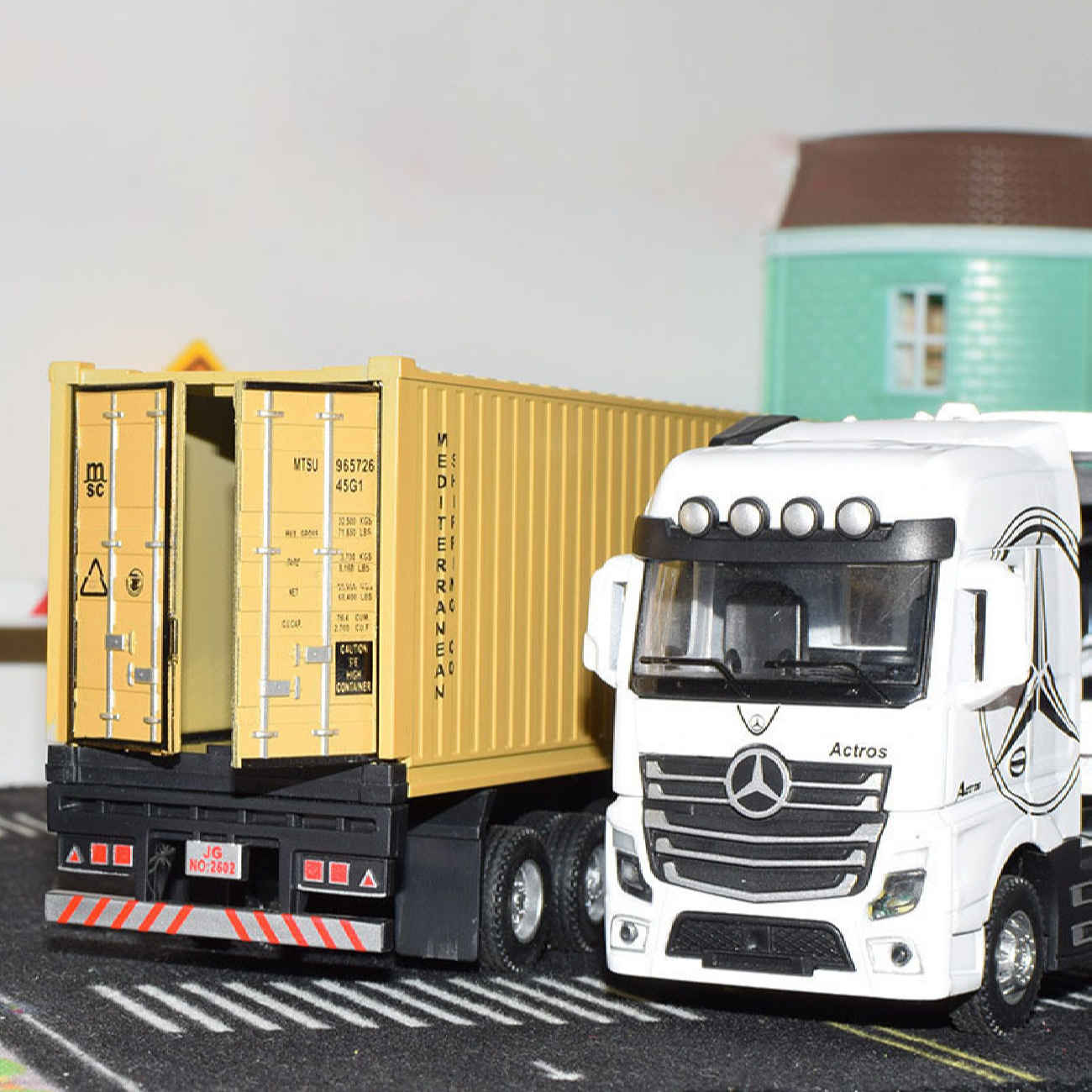 Mercedes-Benz Actros 1996 Speelgoedtruck – met MSC Container en Gedetailleerd Ontwerp