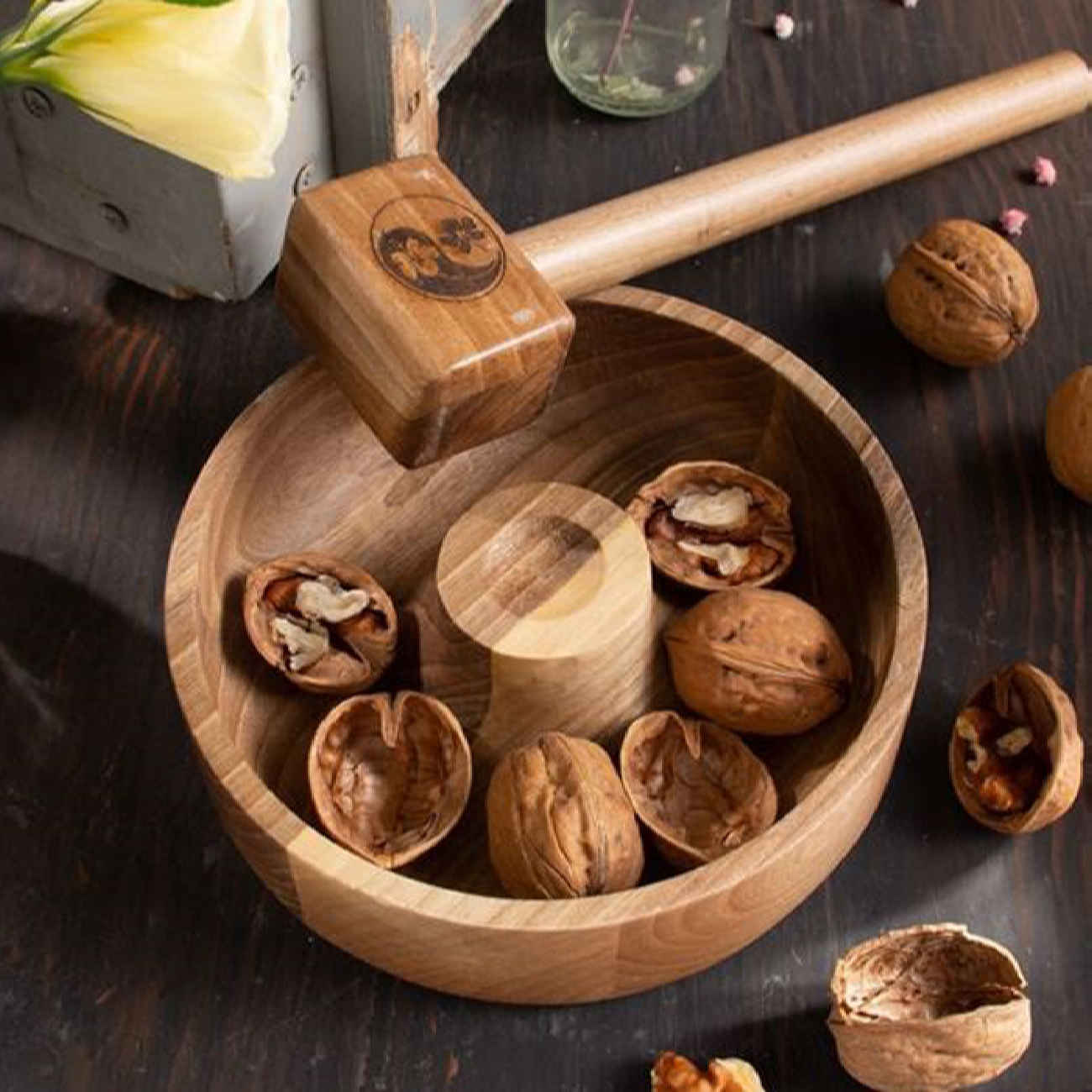 Rustieke Notenkraker Set – Natuurlijk Hout met Hamer