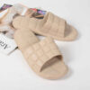Nikta Cloud Slippers – Elegante Crème Instappers