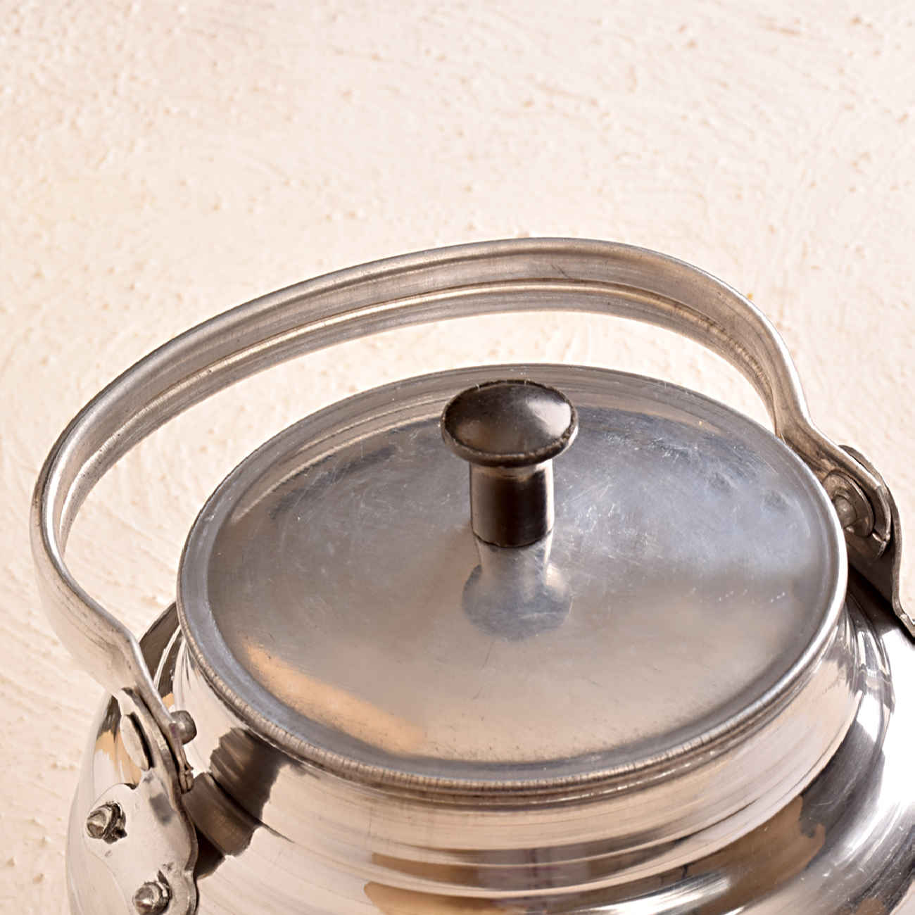 Perzische Aluminium Ketel – Zilverkleurig 2 Liter