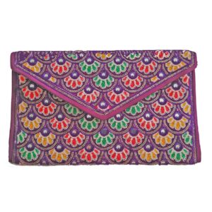 Perzische handgemaakte dames clutch – Suzani traditie
