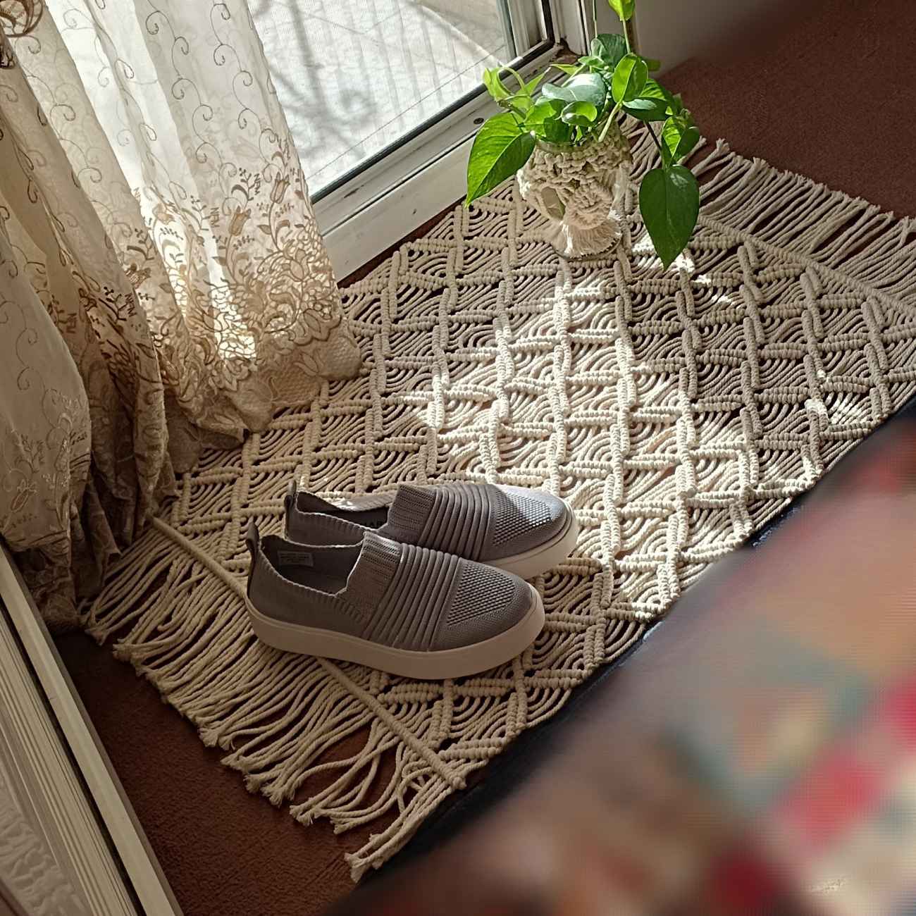 Perzisch handgeweven boho macramé vloerkleed – Melkachtig