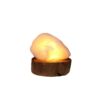 Perzische zoutlamp voor natuurlijke wellness – Verhoog uw ruimte met houten standaard