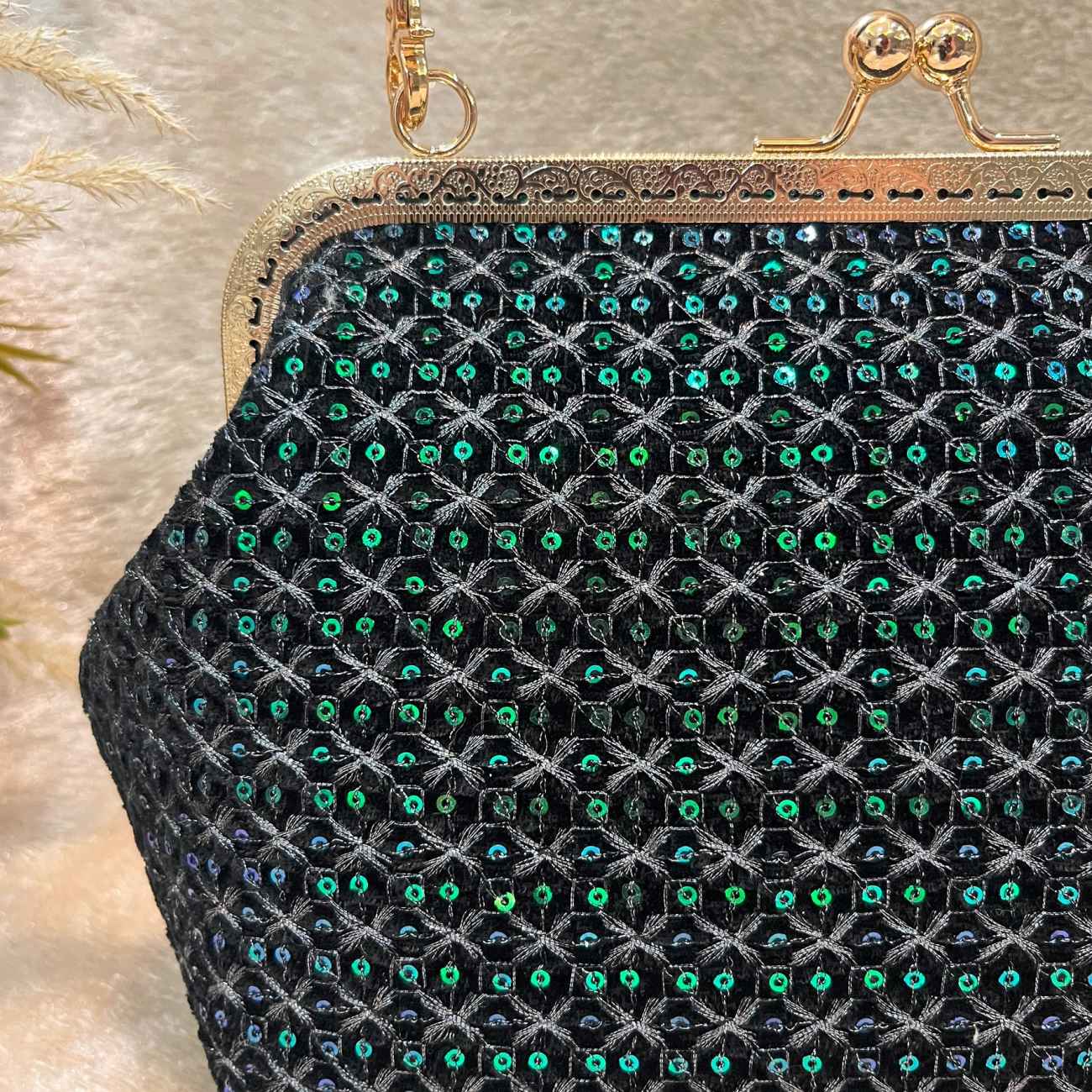 Persian Women’s Clutch Bag – Suzani Embroidery, Suitable for Party & Celebration