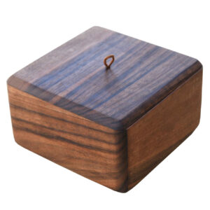 Houten Snoepschaal – Functionaliteit en Elegantie