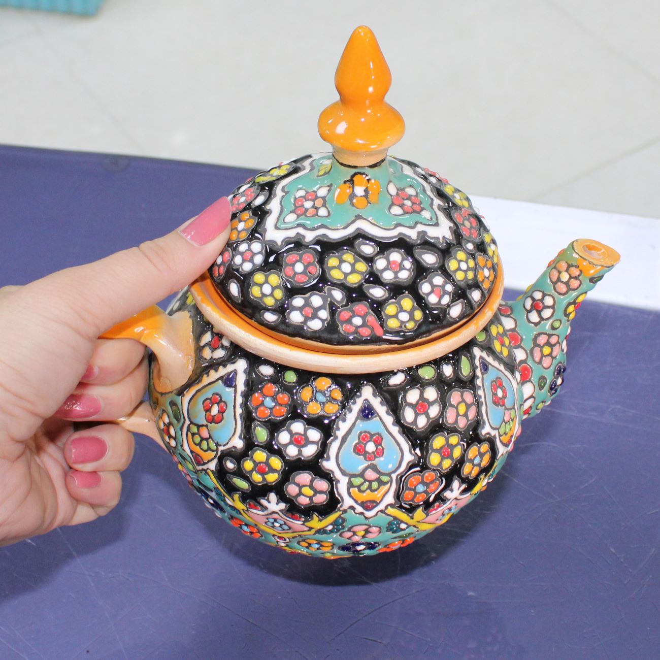 Decoratieve Aardewerk Theepot met Paisley Minakari Email Ontwerp Traditioneel Model