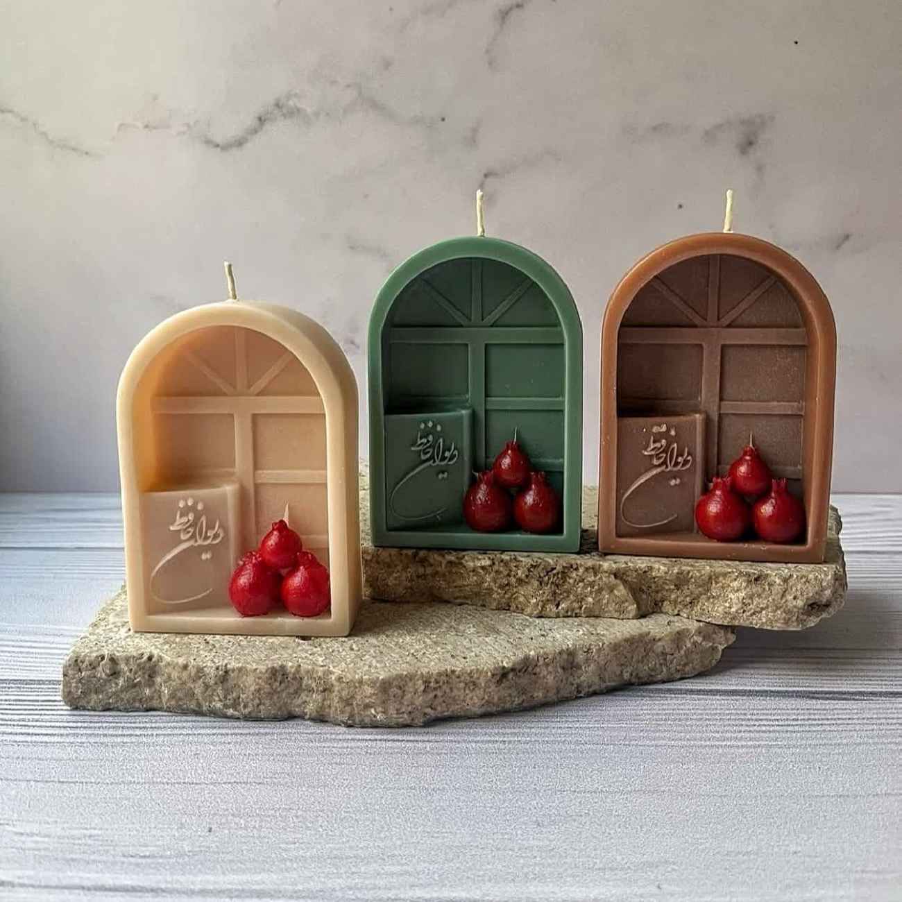 Granaatappel-Thema Kaars – Een Feestelijke Toevoeging aan Uw Haft-Sin Decor (2x)