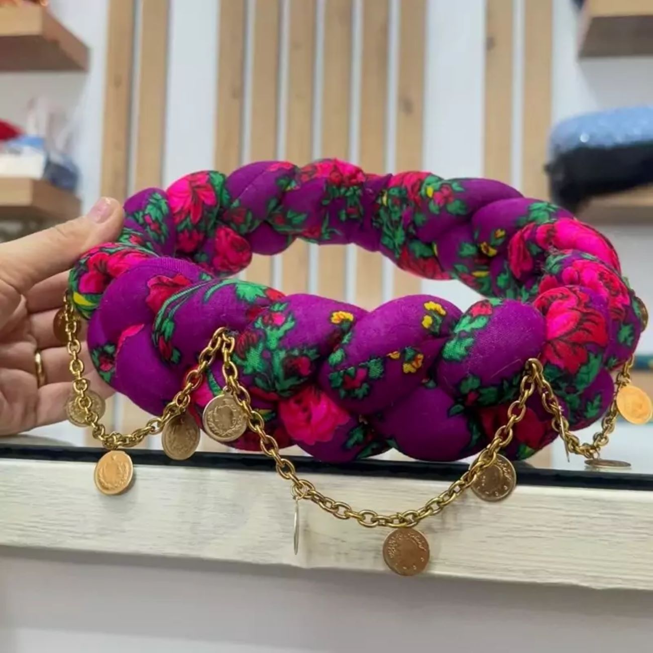 Authentieke Koerdische Stijl Kufi Hoofdband – Handgemaakt Traditioneel Ontwerp