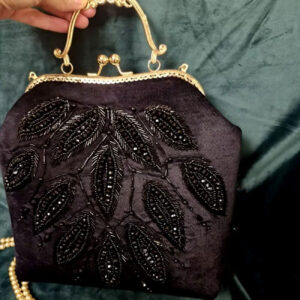 Handgeborduurde Kralen Clutch met Bladontwerp
