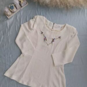 Handgemaakte Witte Damesblouse met Borduursels