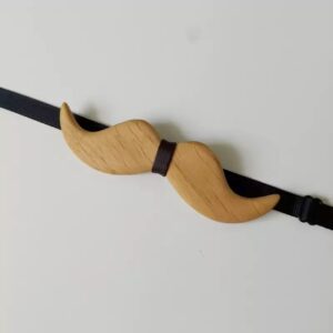 Handgemaakte houten vlinderdas – Snor Ontwerp