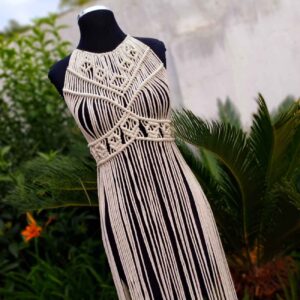 Zomerse Macramé Jurk – Handgeweven Boho Stijl