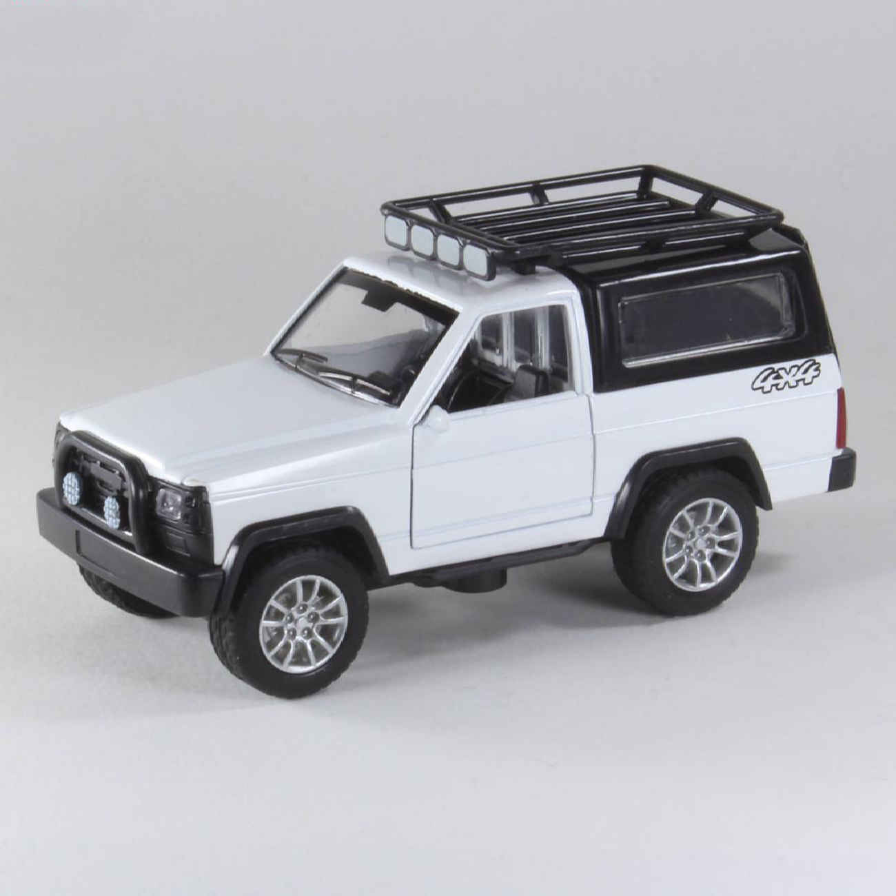 Nissan Patrol 1988 Gietmodel – Offroad 4×4