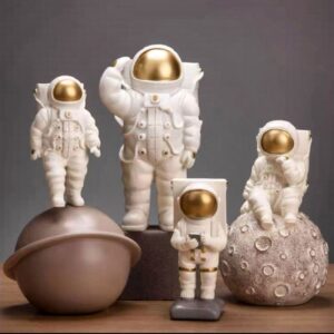 Set van 4 Witte Decoratieve Astronaut Beeldjes