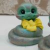 Nowruz 1404 Ornament - Slangenfiguurtje met Strik
