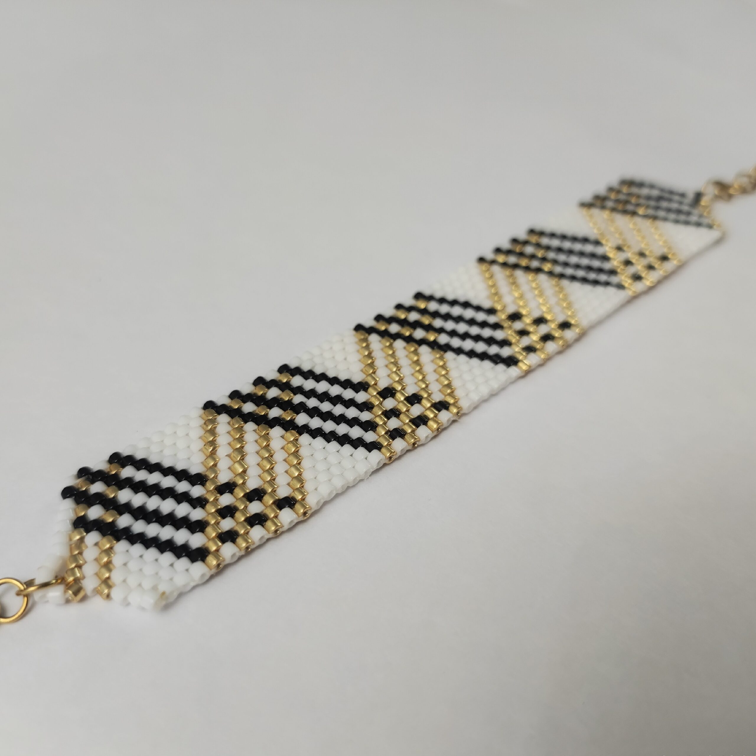 Boho Chic Geweven Kralenarmband – Geometrisch