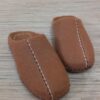 Bruine Vilten Pantoffels met Decoratieve Stiksels