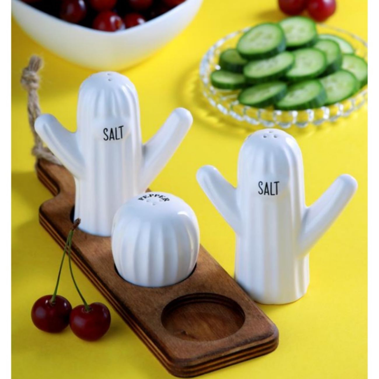 Keramische Zout & Peperstrooiers Set met Houten Standaard – Cactus Ontwerp