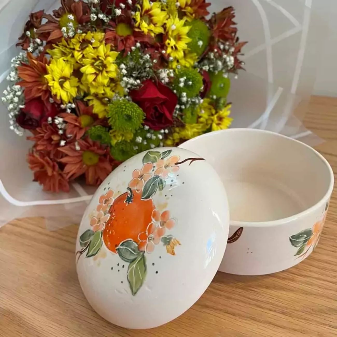 Keramische Suikerpot met Zachte Kleuren en Elegante Bloemenontwerpen
