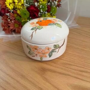 Keramische Suikerpot met Zachte Kleuren en Elegante Bloemenontwerpen
