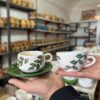Keramische Theekop en Schotelset met Bladpatroon