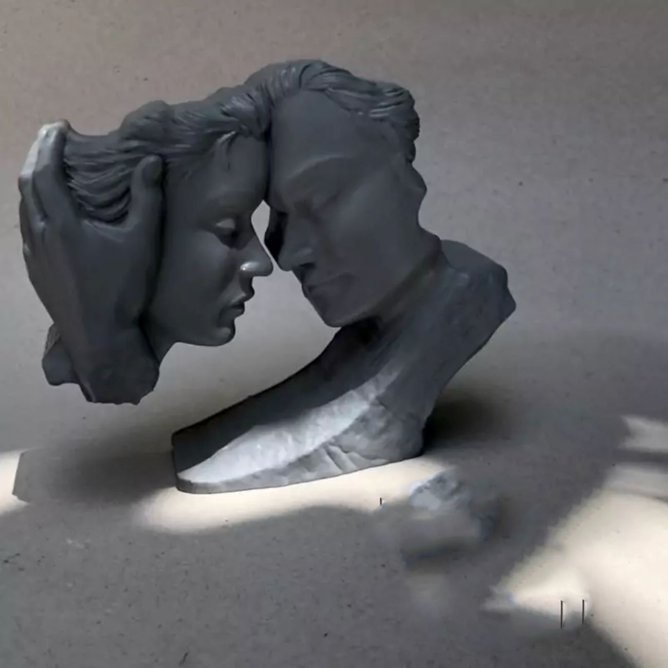 Handgemaakte Sculptuurkaars – Romeo en Julia (3 Stuks)