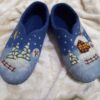 Handgemaakte Vilten Pantoffels met Wintermotief – Donkerblauw