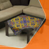 Luxe blauw fluwelen tafelkleed met bloemenpatroon
