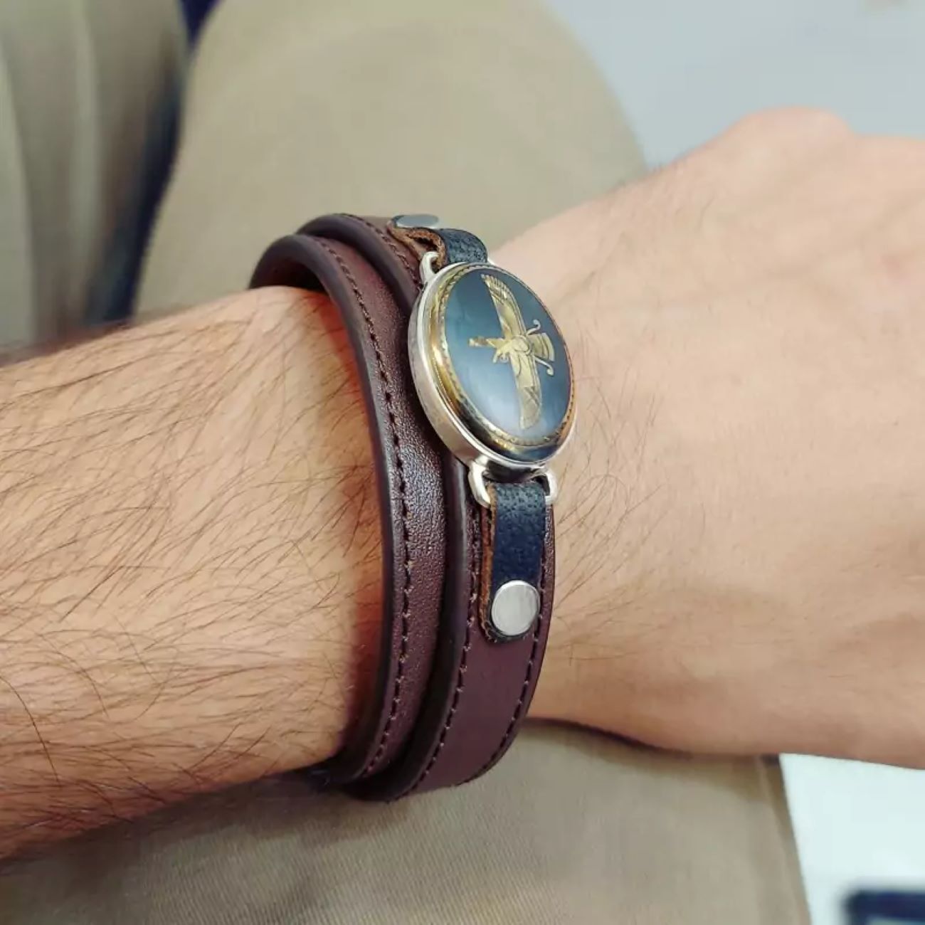 Heren Leren Armband met Originele en Natuurlijke Hadid Farvahar Edelsteen, Zilveren Omlijsting
