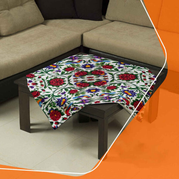 Luxueus Rood Bloemen Tafelkleed – Fluweel
