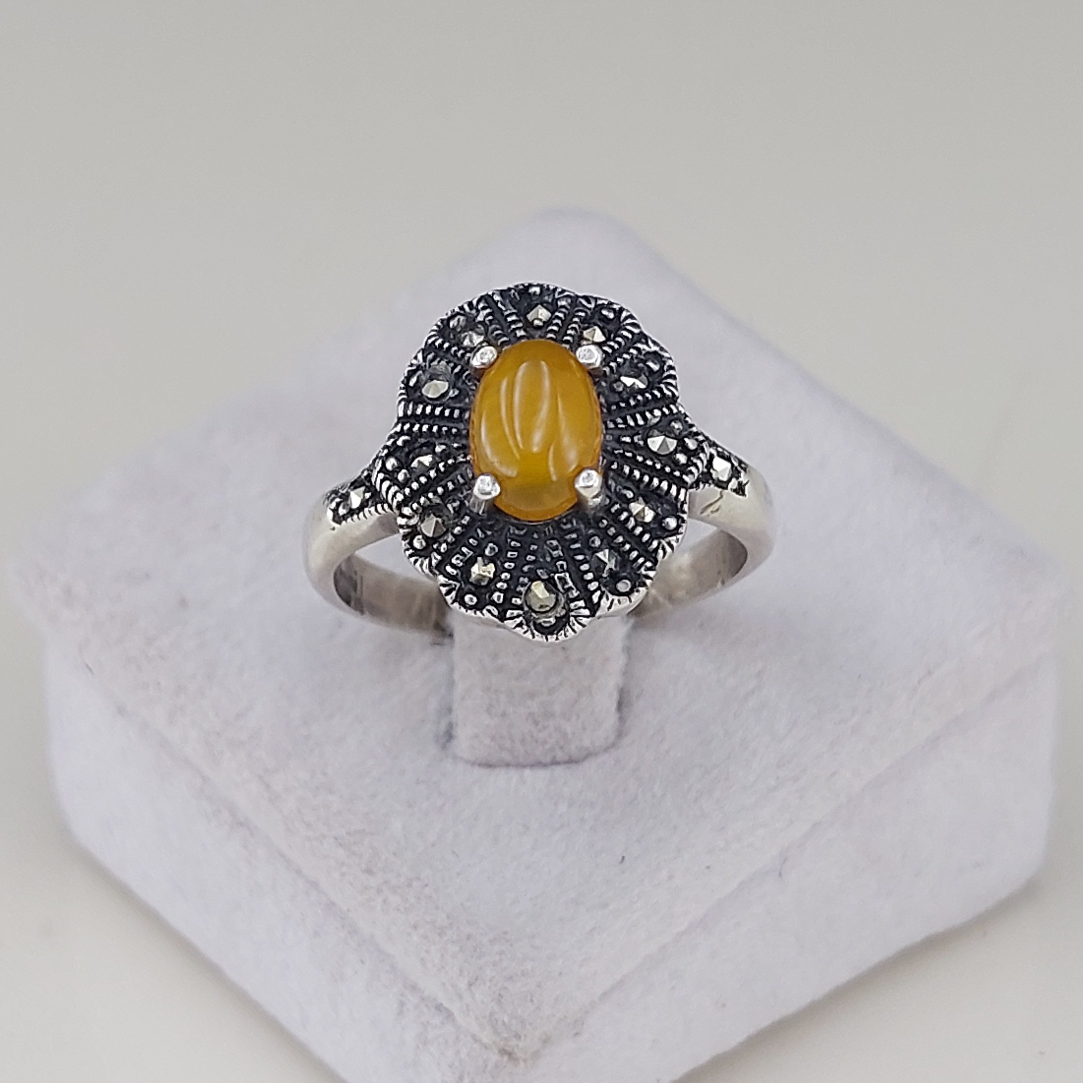 Sharaf al-Shams Perzische Zilveren Ring – Een Symbool van Eleganties